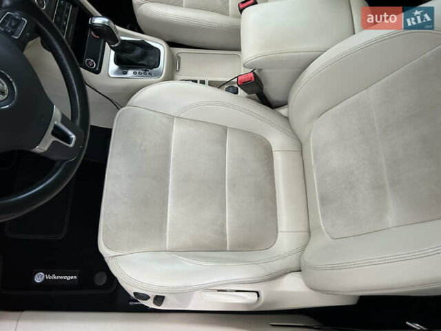 Чорний Фольксваген Шаран, об'ємом двигуна 2 л та пробігом 111 тис. км за 16700 $, фото 22 на Automoto.ua