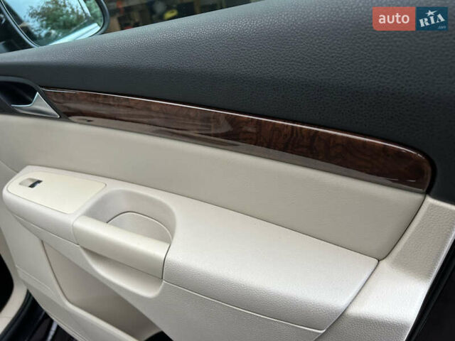 Чорний Фольксваген Шаран, об'ємом двигуна 2 л та пробігом 111 тис. км за 16700 $, фото 72 на Automoto.ua