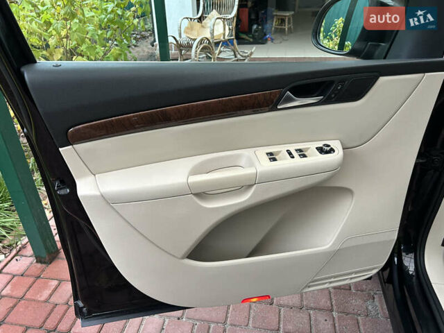 Чорний Фольксваген Шаран, об'ємом двигуна 2 л та пробігом 111 тис. км за 16700 $, фото 39 на Automoto.ua