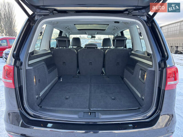 Чорний Фольксваген Шаран, об'ємом двигуна 2 л та пробігом 258 тис. км за 12500 $, фото 24 на Automoto.ua