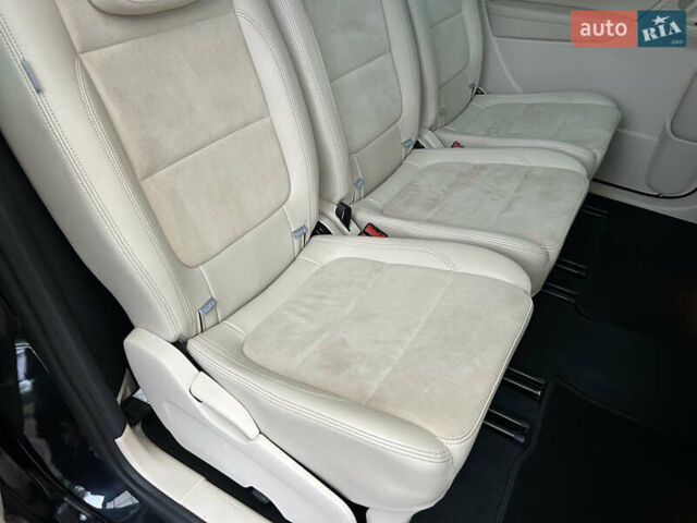 Чорний Фольксваген Шаран, об'ємом двигуна 2 л та пробігом 111 тис. км за 16700 $, фото 60 на Automoto.ua