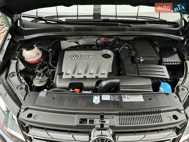 Чорний Фольксваген Шаран, об'ємом двигуна 2 л та пробігом 111 тис. км за 16700 $, фото 74 на Automoto.ua