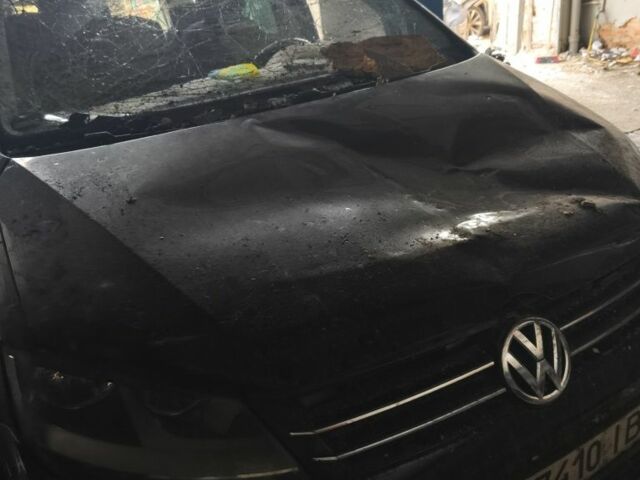 Черный Фольксваген Шаран, объемом двигателя 2 л и пробегом 341 тыс. км за 3500 $, фото 6 на Automoto.ua