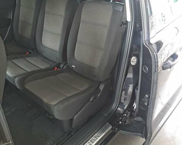 Чорний Фольксваген Шаран, об'ємом двигуна 2 л та пробігом 290 тис. км за 10500 $, фото 11 на Automoto.ua