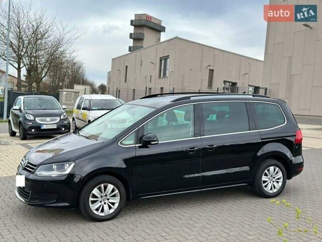 Черный Фольксваген Шаран, объемом двигателя 2 л и пробегом 477 тыс. км за 12300 $, фото 36 на Automoto.ua