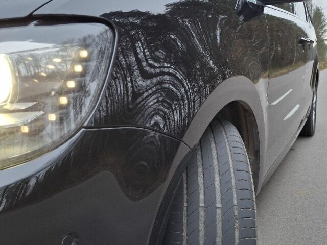 Чорний Фольксваген Шаран, об'ємом двигуна 2 л та пробігом 289 тис. км за 15000 $, фото 6 на Automoto.ua