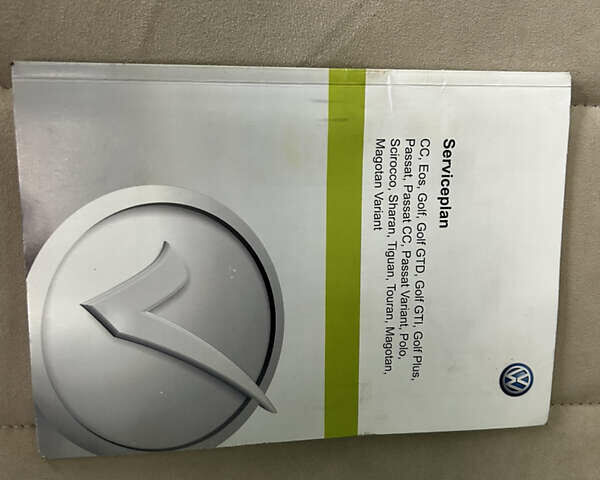 Чорний Фольксваген Шаран, об'ємом двигуна 2 л та пробігом 111 тис. км за 16700 $, фото 77 на Automoto.ua