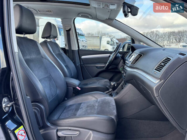 Чорний Фольксваген Шаран, об'ємом двигуна 2 л та пробігом 258 тис. км за 12500 $, фото 13 на Automoto.ua