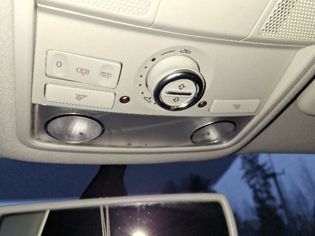 Чорний Фольксваген Шаран, об'ємом двигуна 2 л та пробігом 289 тис. км за 15000 $, фото 23 на Automoto.ua