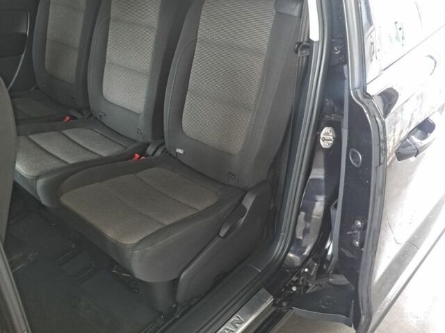 Чорний Фольксваген Шаран, об'ємом двигуна 2 л та пробігом 290 тис. км за 10500 $, фото 14 на Automoto.ua