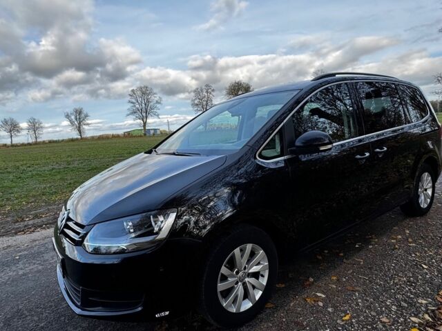 Чорний Фольксваген Шаран, об'ємом двигуна 2 л та пробігом 178 тис. км за 7800 $, фото 5 на Automoto.ua