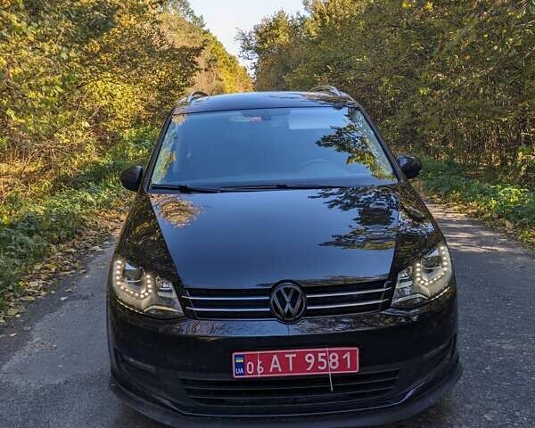 Черный Фольксваген Шаран, объемом двигателя 2 л и пробегом 218 тыс. км за 15850 $, фото 12 на Automoto.ua