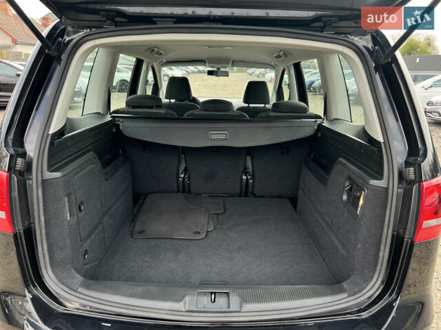 Чорний Фольксваген Шаран, об'ємом двигуна 2 л та пробігом 126 тис. км за 15957 $, фото 33 на Automoto.ua