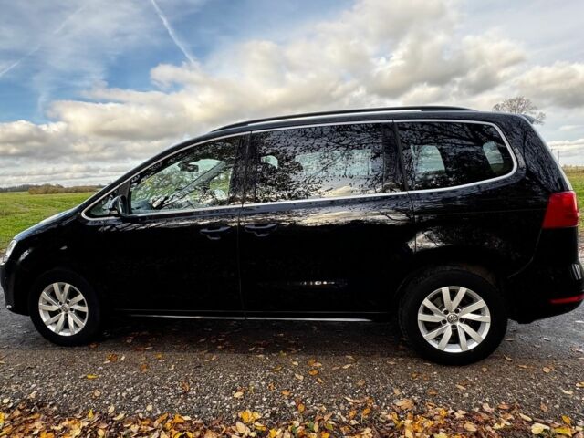 Чорний Фольксваген Шаран, об'ємом двигуна 2 л та пробігом 178 тис. км за 7800 $, фото 6 на Automoto.ua