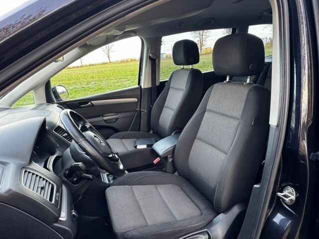 Чорний Фольксваген Шаран, об'ємом двигуна 2 л та пробігом 178 тис. км за 7800 $, фото 20 на Automoto.ua