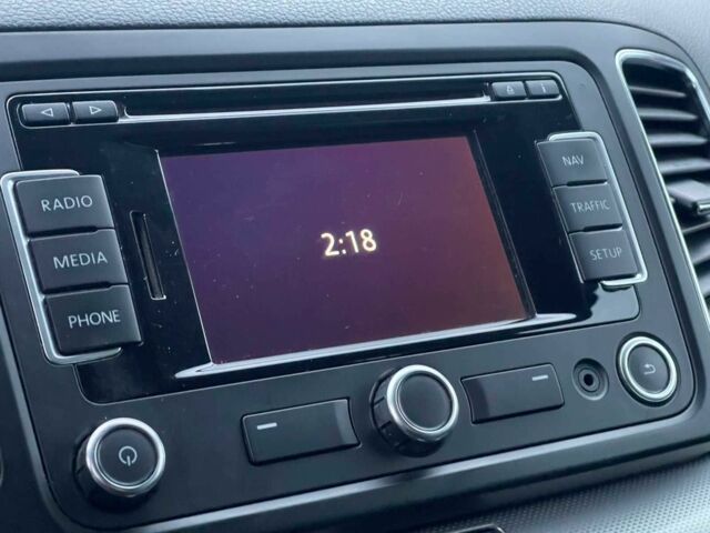 Черный Фольксваген Шаран, объемом двигателя 2 л и пробегом 235 тыс. км за 13950 $, фото 9 на Automoto.ua