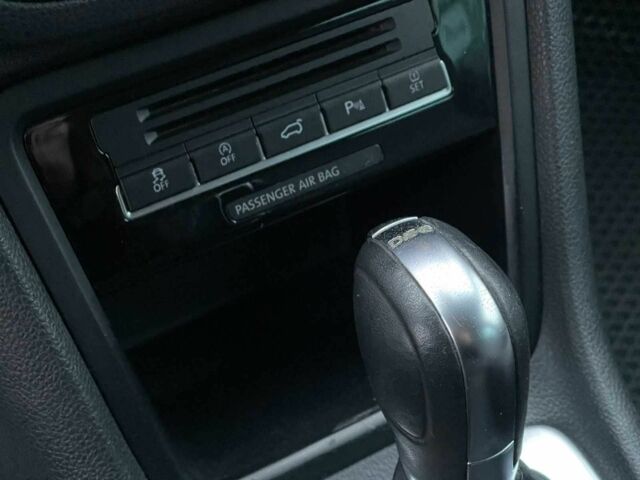 Черный Фольксваген Шаран, объемом двигателя 2 л и пробегом 235 тыс. км за 13950 $, фото 18 на Automoto.ua