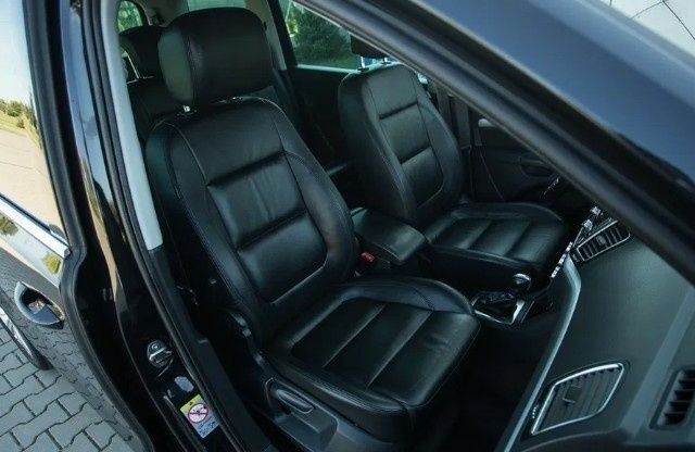 Фольксваген Шаран 2013 в Ровно на Automoto.ua Черный Фольксваген Шаран, объемом двигателя 2 л и пробегом 179 тыс. км за 9200 $, фото 17 на Automoto.ua