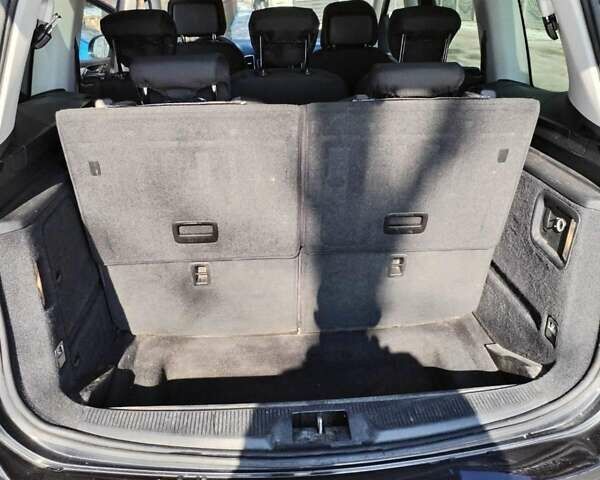 Черный Фольксваген Шаран, объемом двигателя 1.97 л и пробегом 288 тыс. км за 13800 $, фото 19 на Automoto.ua