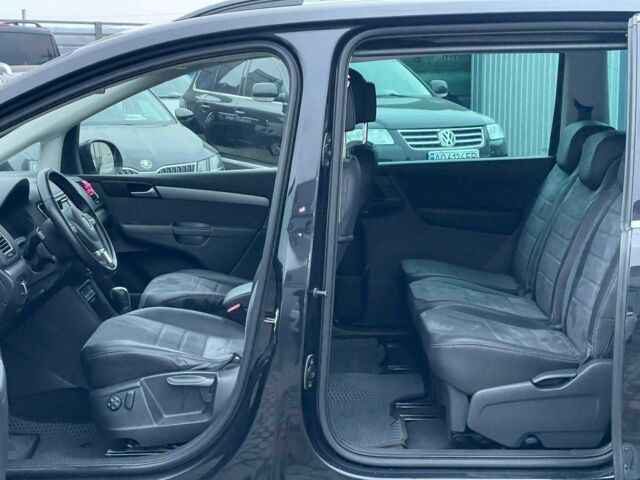 Черный Фольксваген Шаран, объемом двигателя 2 л и пробегом 235 тыс. км за 13950 $, фото 21 на Automoto.ua