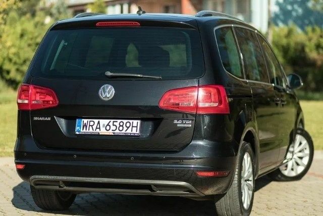 Фольксваген Шаран 2013 в Ровно на Automoto.ua Черный Фольксваген Шаран, объемом двигателя 2 л и пробегом 179 тыс. км за 9200 $, фото 4 на Automoto.ua