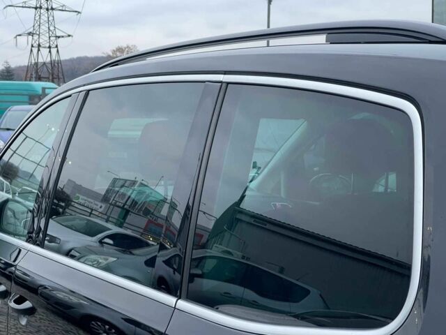 Черный Фольксваген Шаран, объемом двигателя 2 л и пробегом 235 тыс. км за 13950 $, фото 11 на Automoto.ua