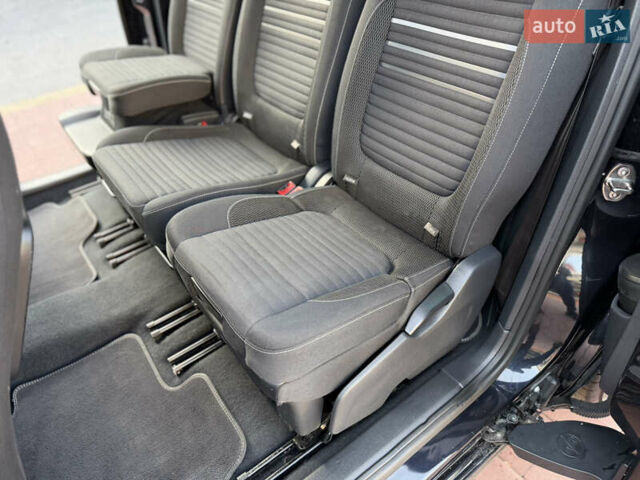 Чорний Фольксваген Шаран, об'ємом двигуна 2 л та пробігом 250 тис. км за 15900 $, фото 28 на Automoto.ua