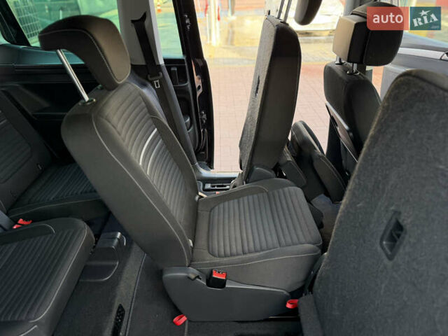 Чорний Фольксваген Шаран, об'ємом двигуна 2 л та пробігом 250 тис. км за 15900 $, фото 52 на Automoto.ua