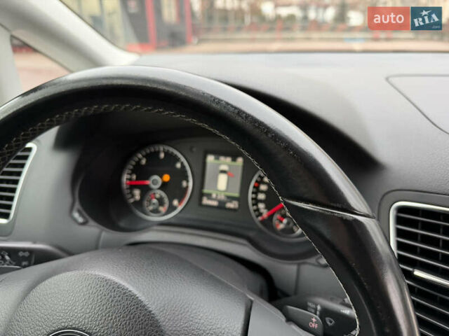 Чорний Фольксваген Шаран, об'ємом двигуна 2 л та пробігом 250 тис. км за 15900 $, фото 100 на Automoto.ua