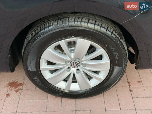 Чорний Фольксваген Шаран, об'ємом двигуна 2 л та пробігом 250 тис. км за 15900 $, фото 14 на Automoto.ua