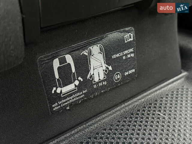 Чорний Фольксваген Шаран, об'ємом двигуна 2 л та пробігом 250 тис. км за 15900 $, фото 42 на Automoto.ua