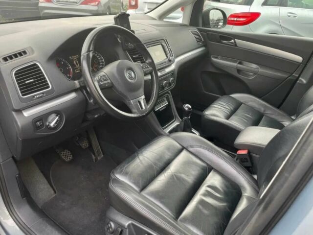 Фольксваген Шаран 2014 в Днепре (Днепропетровске) на Automoto.ua Черный Фольксваген Шаран, объемом двигателя 2 л и пробегом 81 тыс. км за 7800 $, фото 6 на Automoto.ua