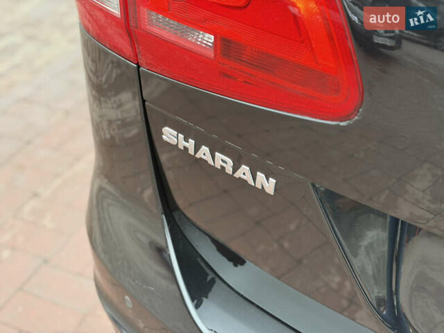 Чорний Фольксваген Шаран, об'ємом двигуна 2 л та пробігом 250 тис. км за 15900 $, фото 10 на Automoto.ua