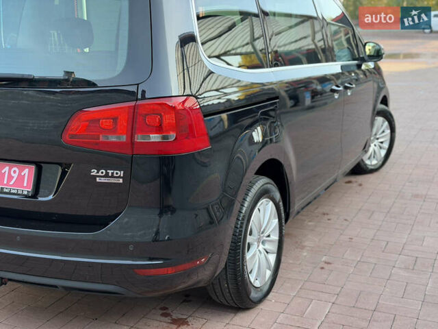 Чорний Фольксваген Шаран, об'ємом двигуна 2 л та пробігом 250 тис. км за 15900 $, фото 66 на Automoto.ua