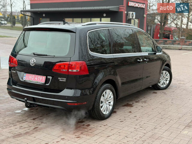 Чорний Фольксваген Шаран, об'ємом двигуна 2 л та пробігом 250 тис. км за 15900 $, фото 61 на Automoto.ua