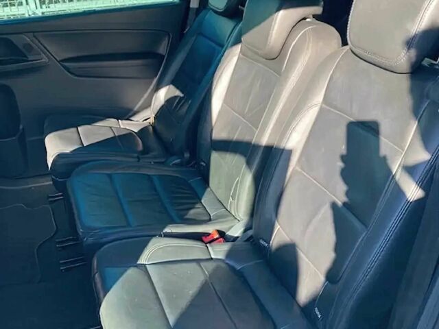 Черный Фольксваген Шаран, объемом двигателя 2 л и пробегом 83 тыс. км за 5900 $, фото 10 на Automoto.ua