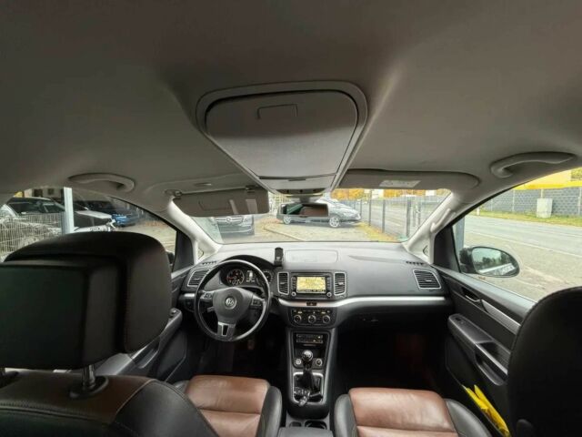 Черный Фольксваген Шаран, объемом двигателя 2 л и пробегом 88 тыс. км за 11600 $, фото 7 на Automoto.ua