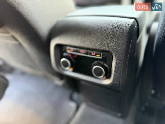 Чорний Фольксваген Шаран, об'ємом двигуна 2 л та пробігом 250 тис. км за 15900 $, фото 42 на Automoto.ua