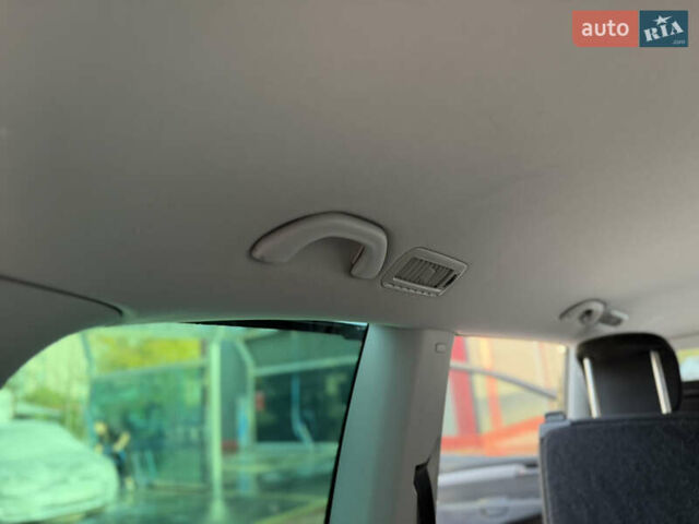 Чорний Фольксваген Шаран, об'ємом двигуна 2 л та пробігом 250 тис. км за 15900 $, фото 38 на Automoto.ua