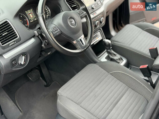 Чорний Фольксваген Шаран, об'ємом двигуна 2 л та пробігом 250 тис. км за 15900 $, фото 21 на Automoto.ua