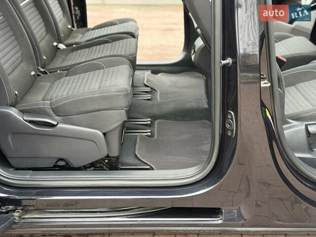 Чорний Фольксваген Шаран, об'ємом двигуна 2 л та пробігом 250 тис. км за 15900 $, фото 29 на Automoto.ua