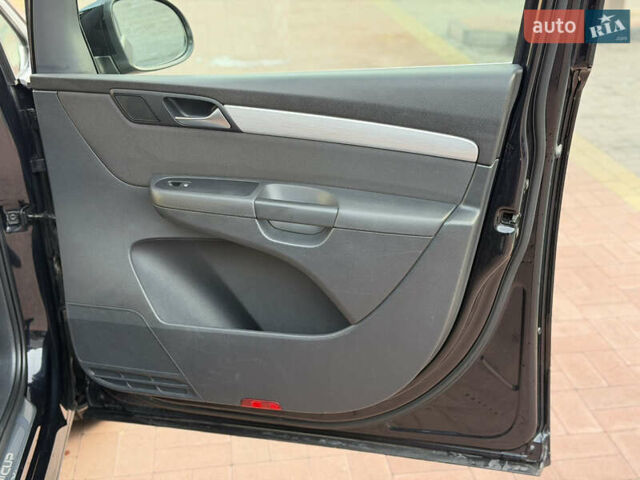 Чорний Фольксваген Шаран, об'ємом двигуна 2 л та пробігом 250 тис. км за 15900 $, фото 19 на Automoto.ua