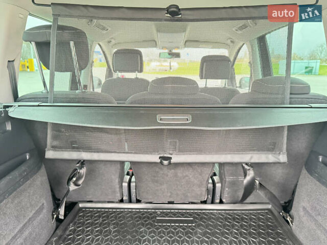 Черный Фольксваген Шаран, объемом двигателя 1.97 л и пробегом 290 тыс. км за 17604 $, фото 43 на Automoto.ua