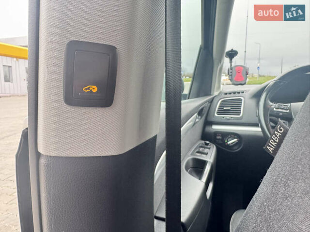 Черный Фольксваген Шаран, объемом двигателя 1.97 л и пробегом 290 тыс. км за 17604 $, фото 35 на Automoto.ua