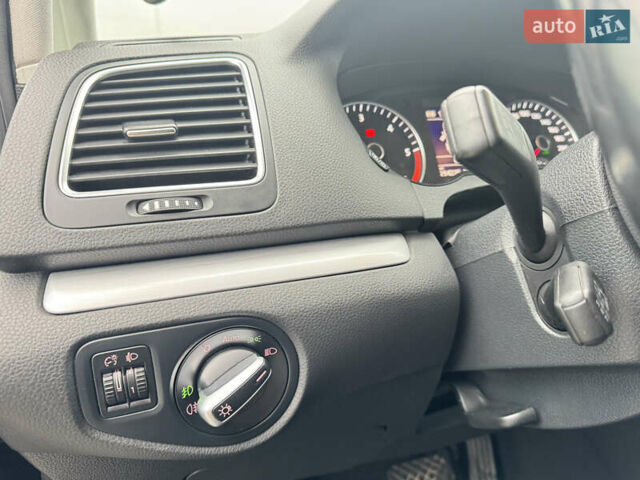 Черный Фольксваген Шаран, объемом двигателя 1.97 л и пробегом 290 тыс. км за 17604 $, фото 39 на Automoto.ua