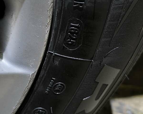 Черный Фольксваген Шаран, объемом двигателя 2 л и пробегом 147 тыс. км за 20000 $, фото 19 на Automoto.ua