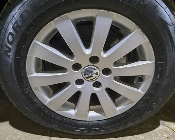 Черный Фольксваген Шаран, объемом двигателя 2 л и пробегом 147 тыс. км за 20000 $, фото 23 на Automoto.ua