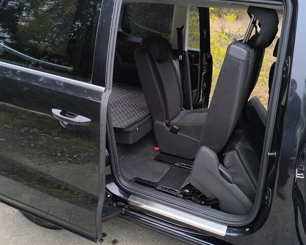 Черный Фольксваген Шаран, объемом двигателя 2 л и пробегом 147 тыс. км за 20000 $, фото 12 на Automoto.ua