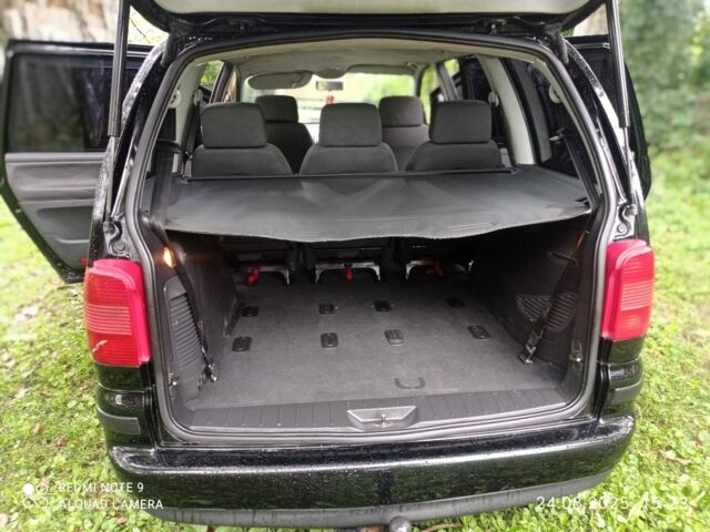 Чорний Фольксваген Шаран, об'ємом двигуна 1.8 л та пробігом 3 тис. км за 3500 $, фото 6 на Automoto.ua