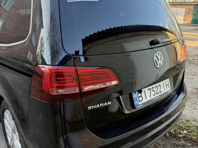 Черный Фольксваген Шаран, объемом двигателя 2 л и пробегом 432 тыс. км за 18300 $, фото 6 на Automoto.ua